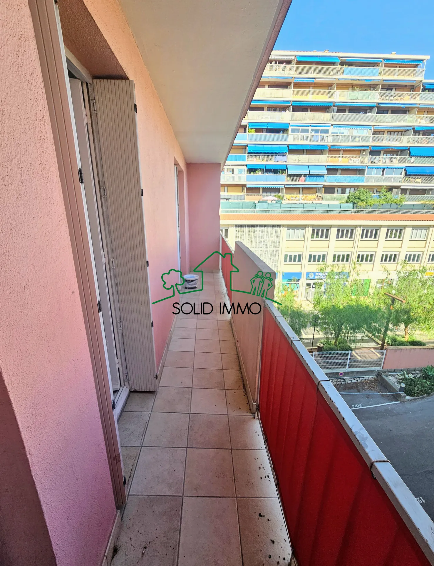 Jolie T3 avec balcon et parking à Grasse 