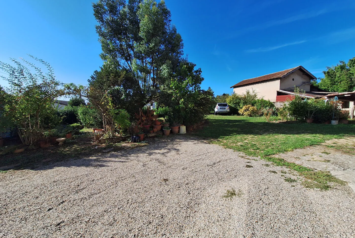 Maison à Cheyssieu de 225m² avec hangar à vendre 