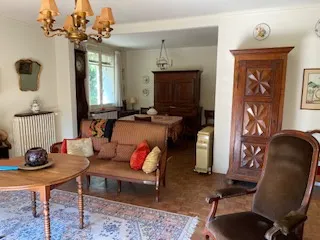 Maison des années 60 à vendre à Châteauneuf la Forêt - 143.4 m² 