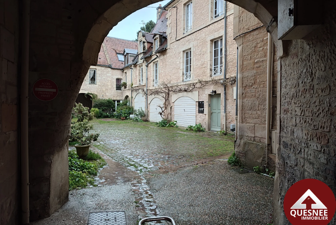 Charmant Duplex de 69 m² avec Cour Privée à Caen 