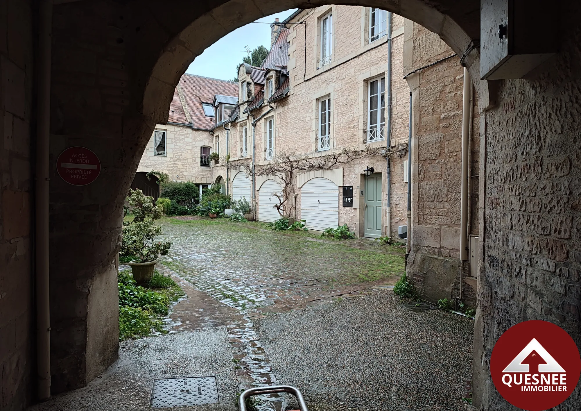 Charmant Duplex de 69 m² avec Cour Privée à Caen 