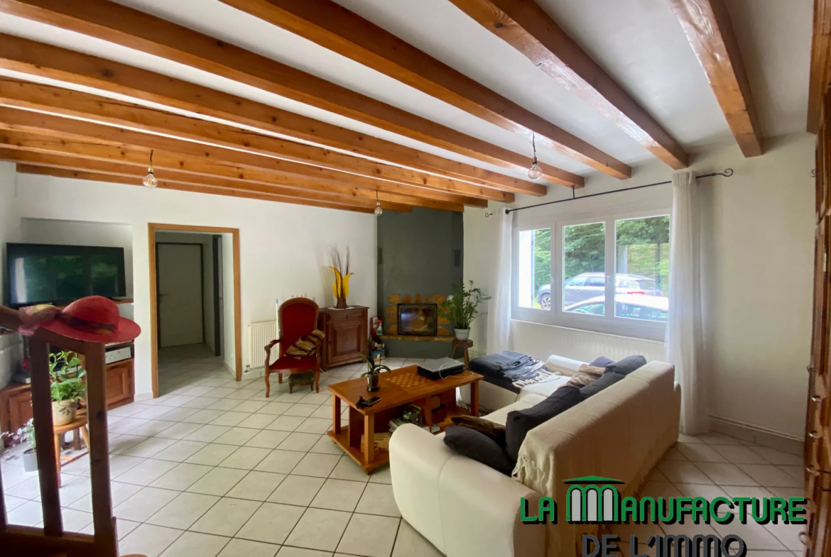 Maison Individuelle - 115 m² - 4 Chambres - Garage - Le Chambon Feugerolles 