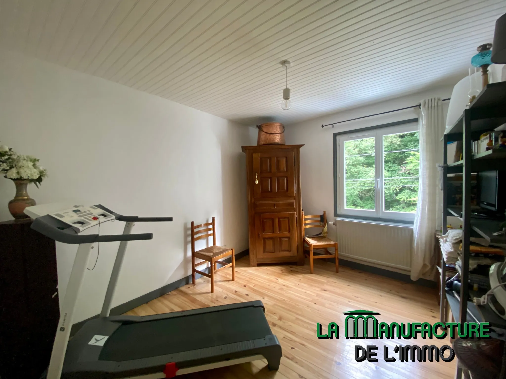 Maison Individuelle - 115 m² - 4 Chambres - Garage - Le Chambon Feugerolles 