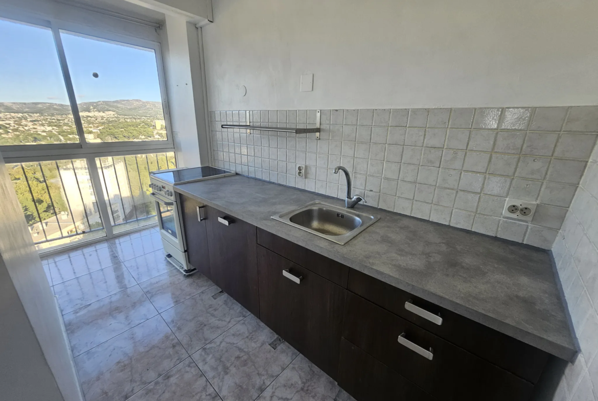 Vente d'un appartement T3/4 à Montolivet, vue mer 