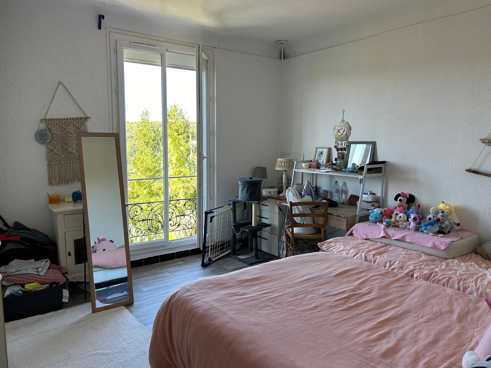 À vendre : Beau 2P avec parking à La Colle sur Loup 