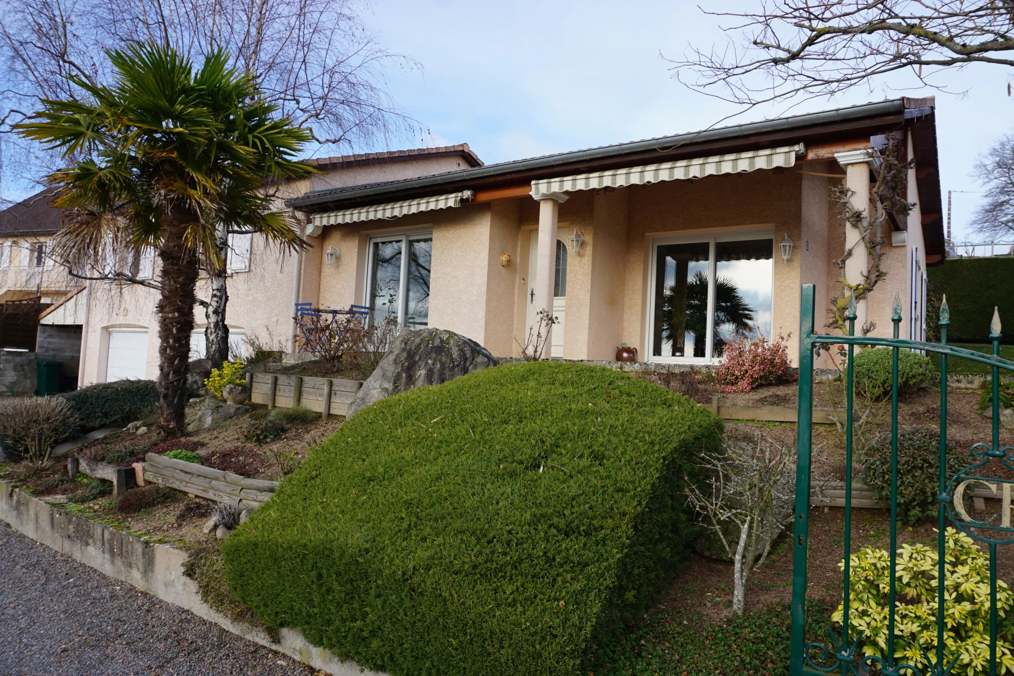 Maison d'habitation à vendre à Varennes sous Dun 