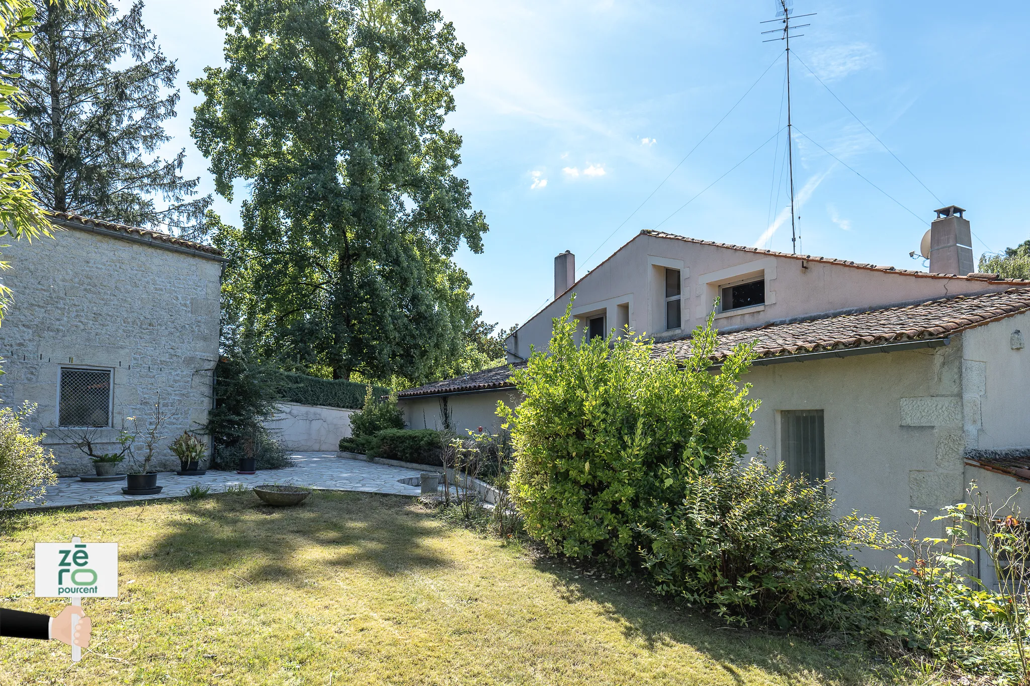 Bâtisse du 18ème siècle à vendre à Fontenay-le-Comte - 214 m² 