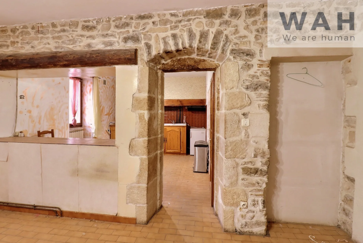 Charmante maison de village 133 m² à Caveirac avec extérieur 