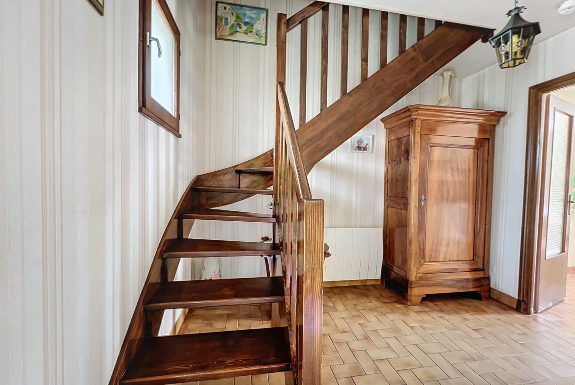 Maison 3 chambres à Gleizé avec garage et jardin 