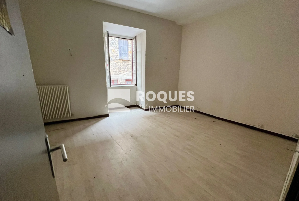 Appartement T4 avec garage à vendre à Millau 