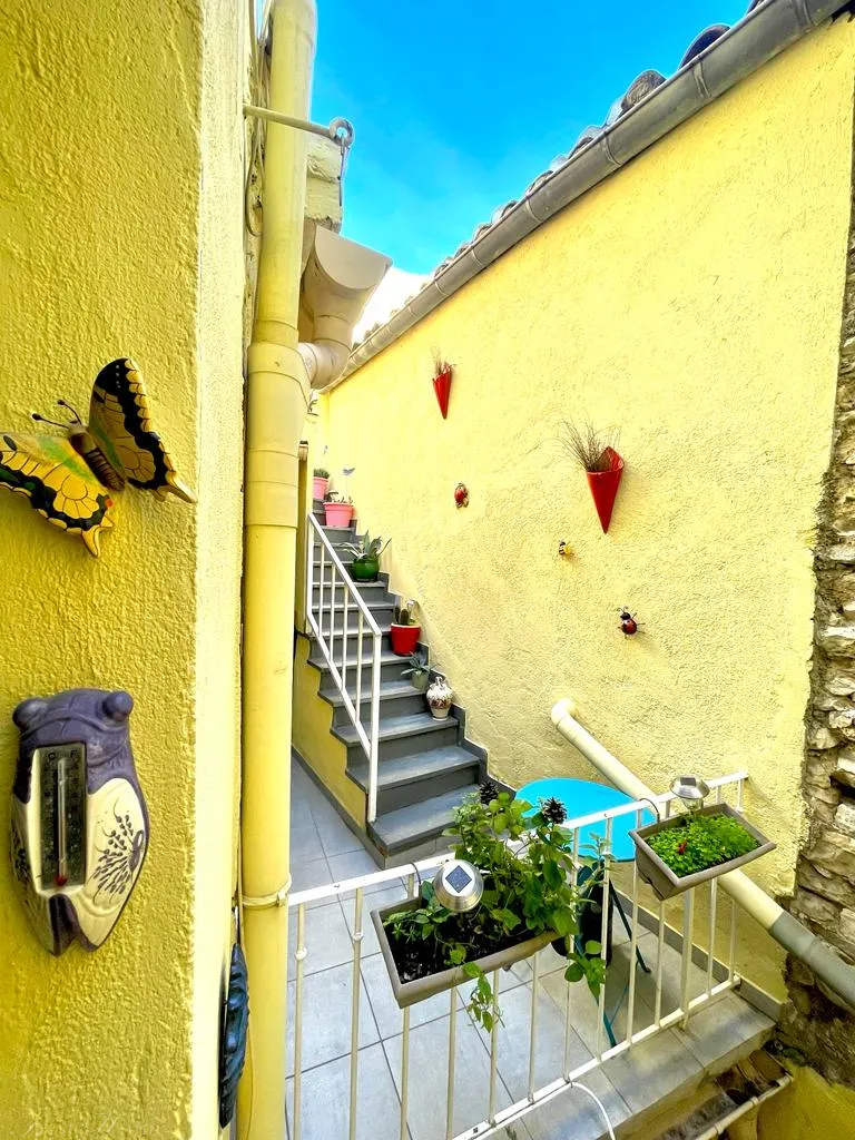 Appartement de type 3 avec terrasse en rooftop à Nîmes 