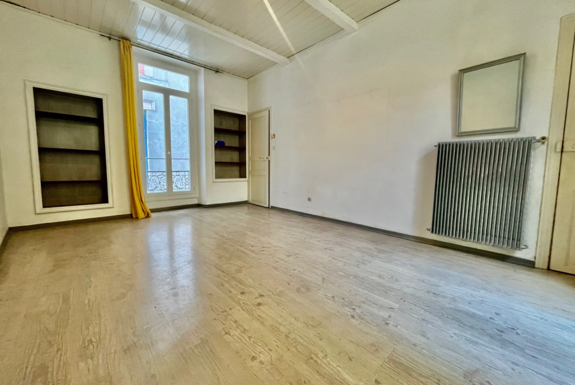 Appartement T3 à vendre à Nîmes - Centre-ville avec terrasse en rooftop 