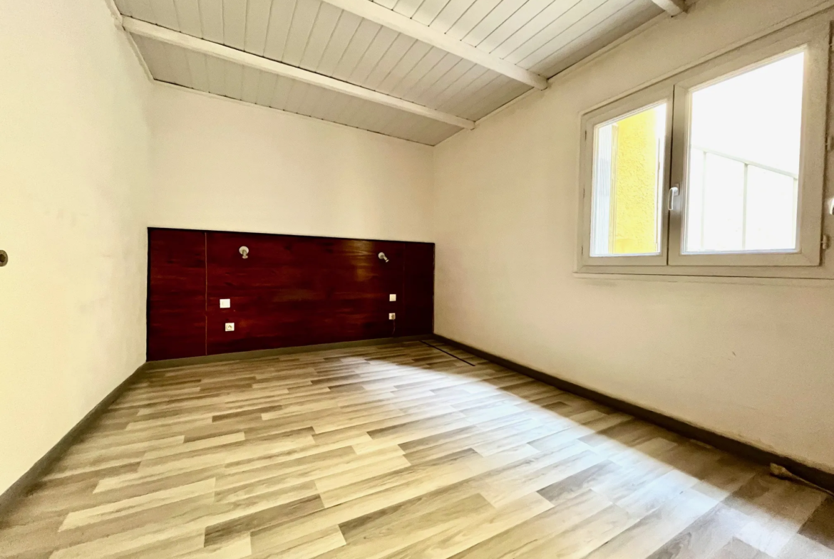 Appartement T3 à vendre à Nîmes - Centre-ville avec terrasse en rooftop 