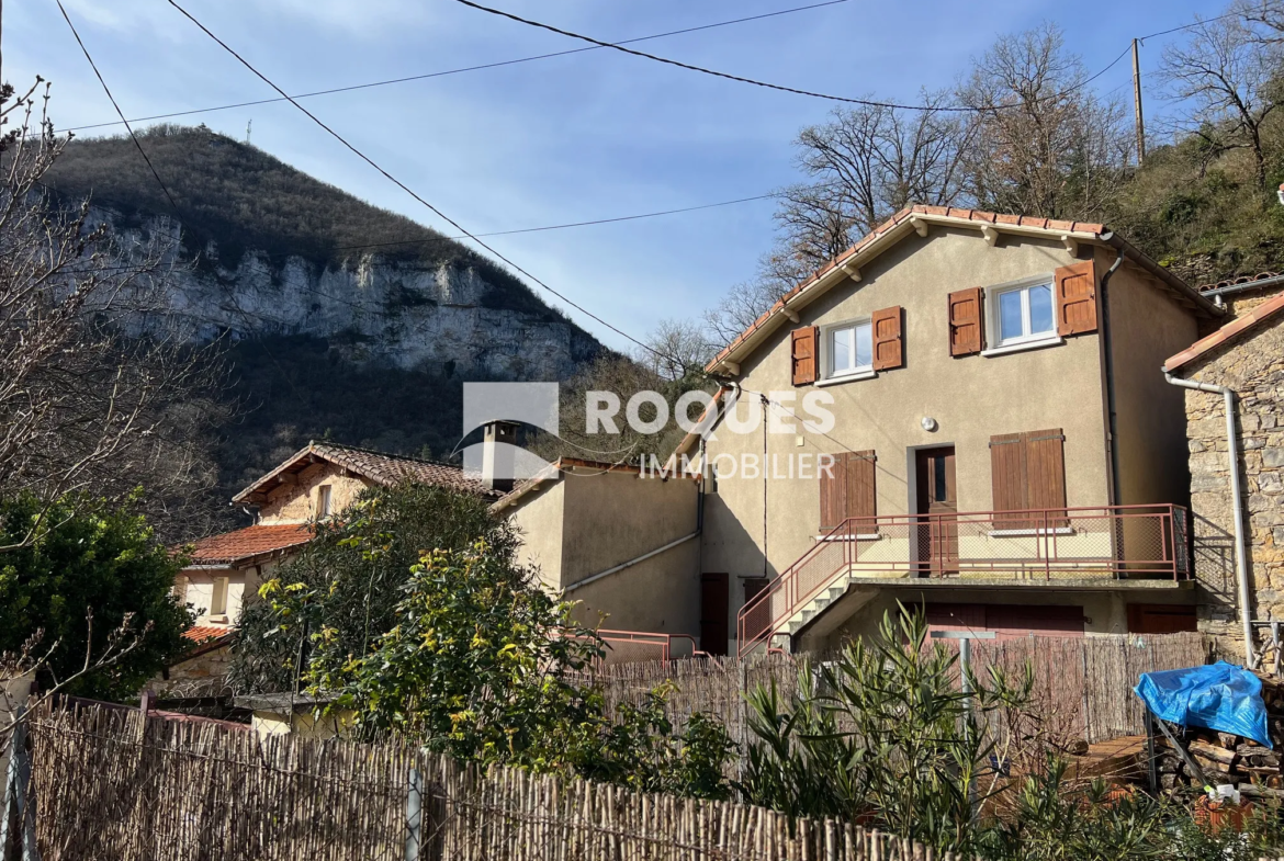 Maison T3 à vendre avec appartement attenant à Millau 