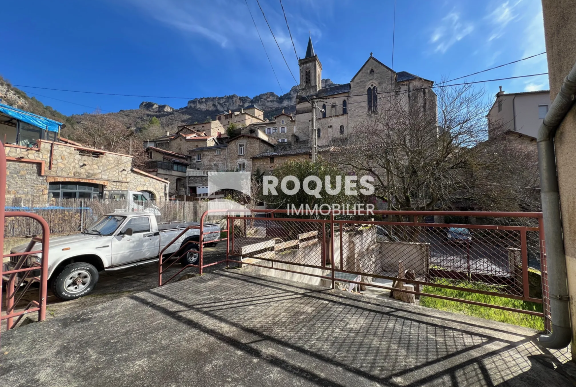 Maison T3 à vendre avec appartement attenant à Millau 