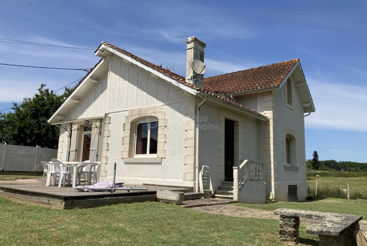 Maison à Bazas - 4 chambres avec garage et jardin 