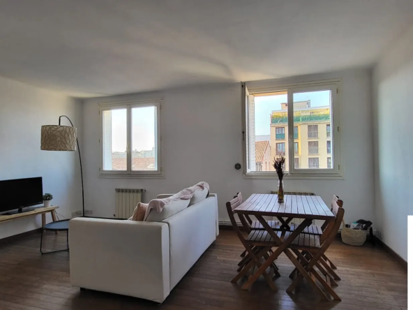 Appartement T3 lumineux à vendre à Marseille, 13002