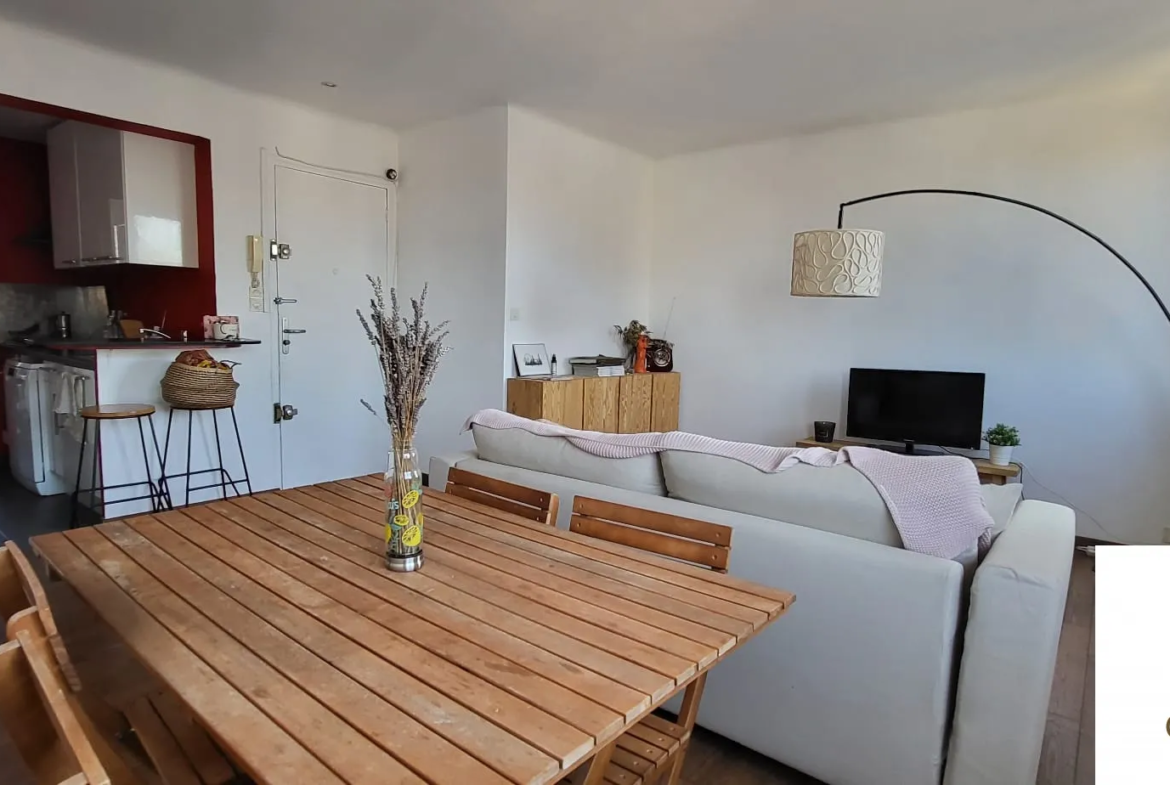 À vendre : Appartement T3 lumineux à Marseille 13002 