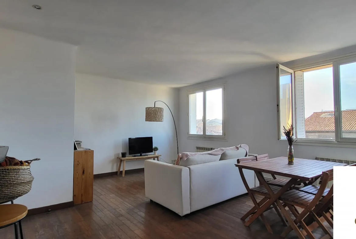 Appartement T3 lumineux à vendre à Marseille, 13002 