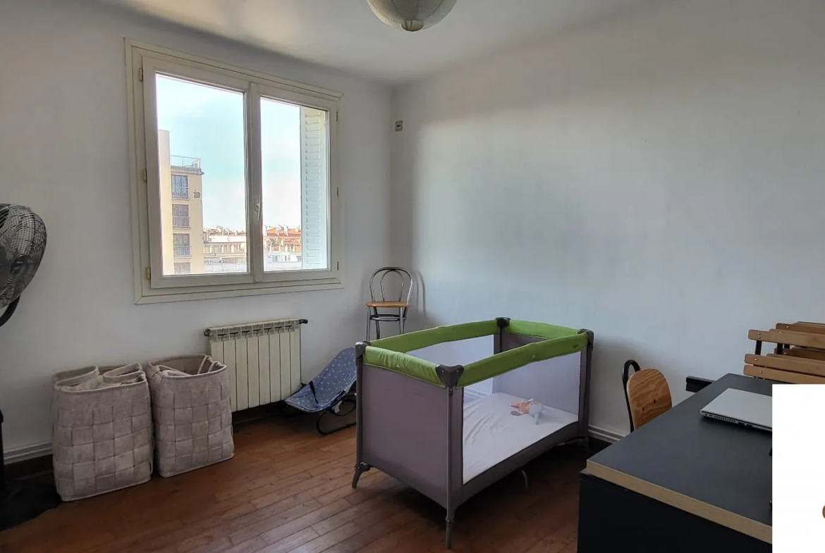 Appartement T3 lumineux à vendre à Marseille, 13002 