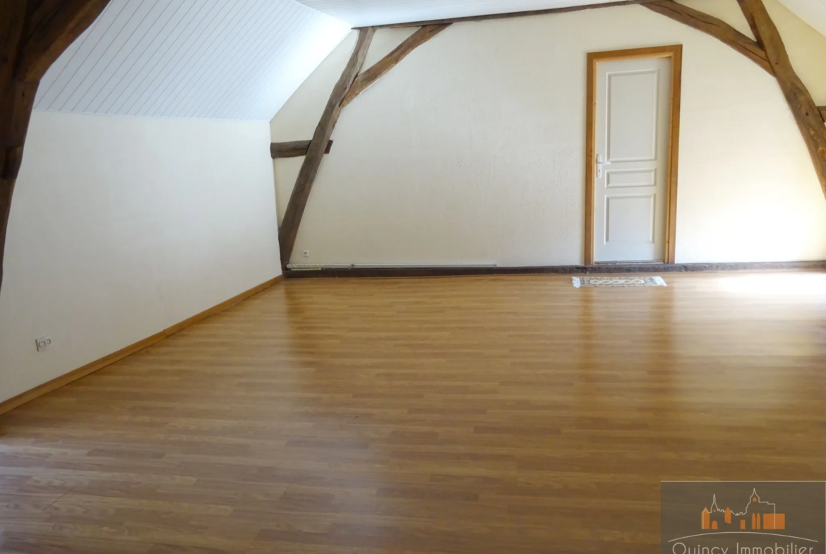 Maison ancienne habitable de 160m2 à Avallon à vendre 