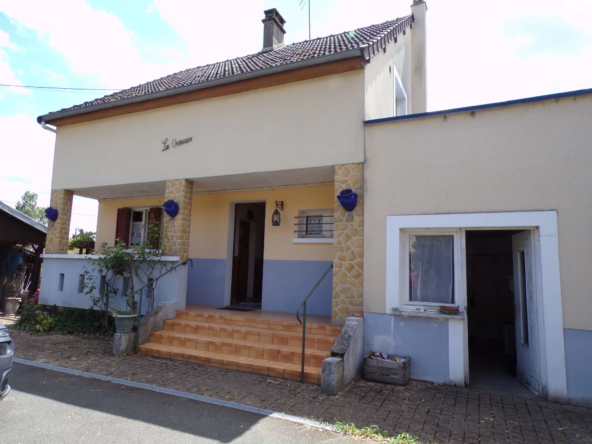 À vendre : Ensemble immobilier à La Flèche avec jardin de 1300m²