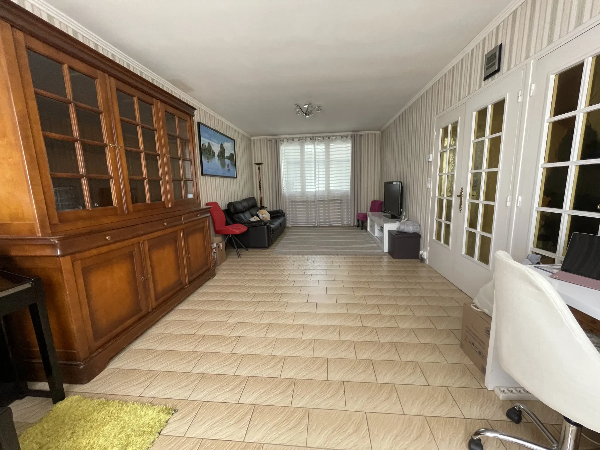 Maison agréable avec garage à vendre à Le Mans 