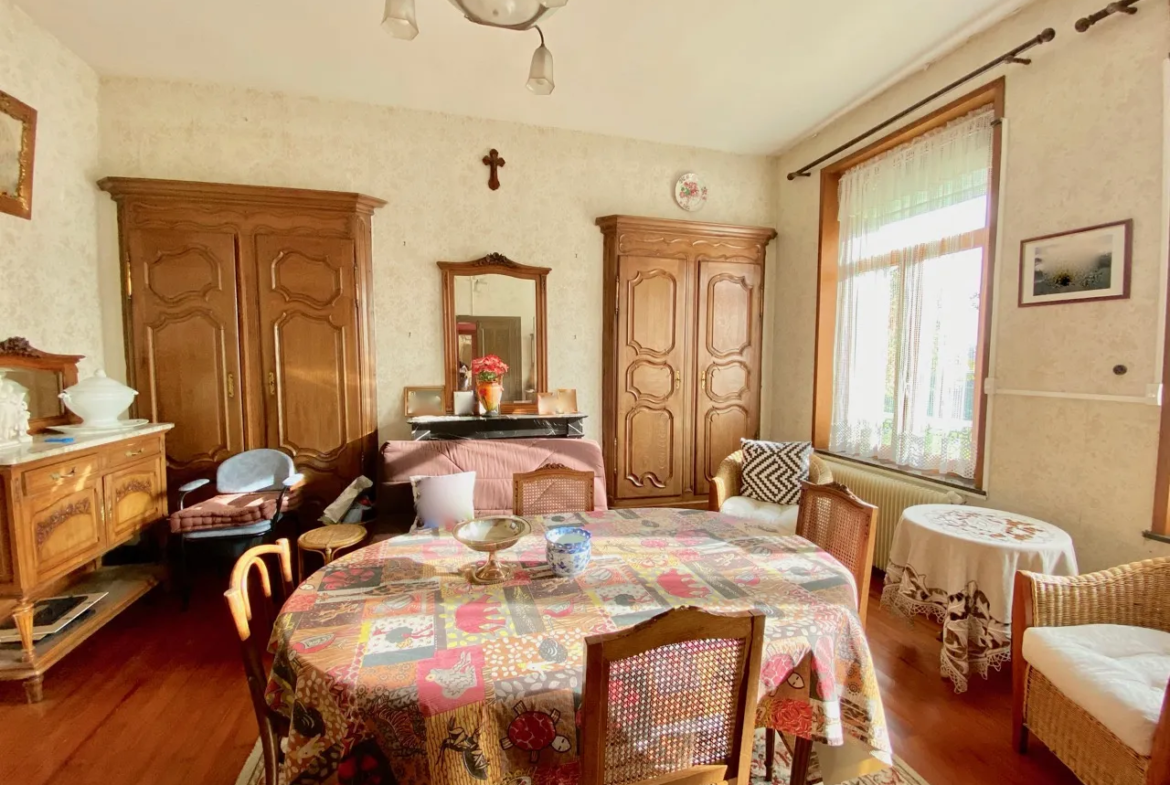 Propriété à vendre à Dourlers, 3 chambres et jardin 