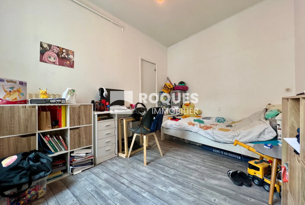 Appartement T4 rénové de 99 m² à vendre à Millau 