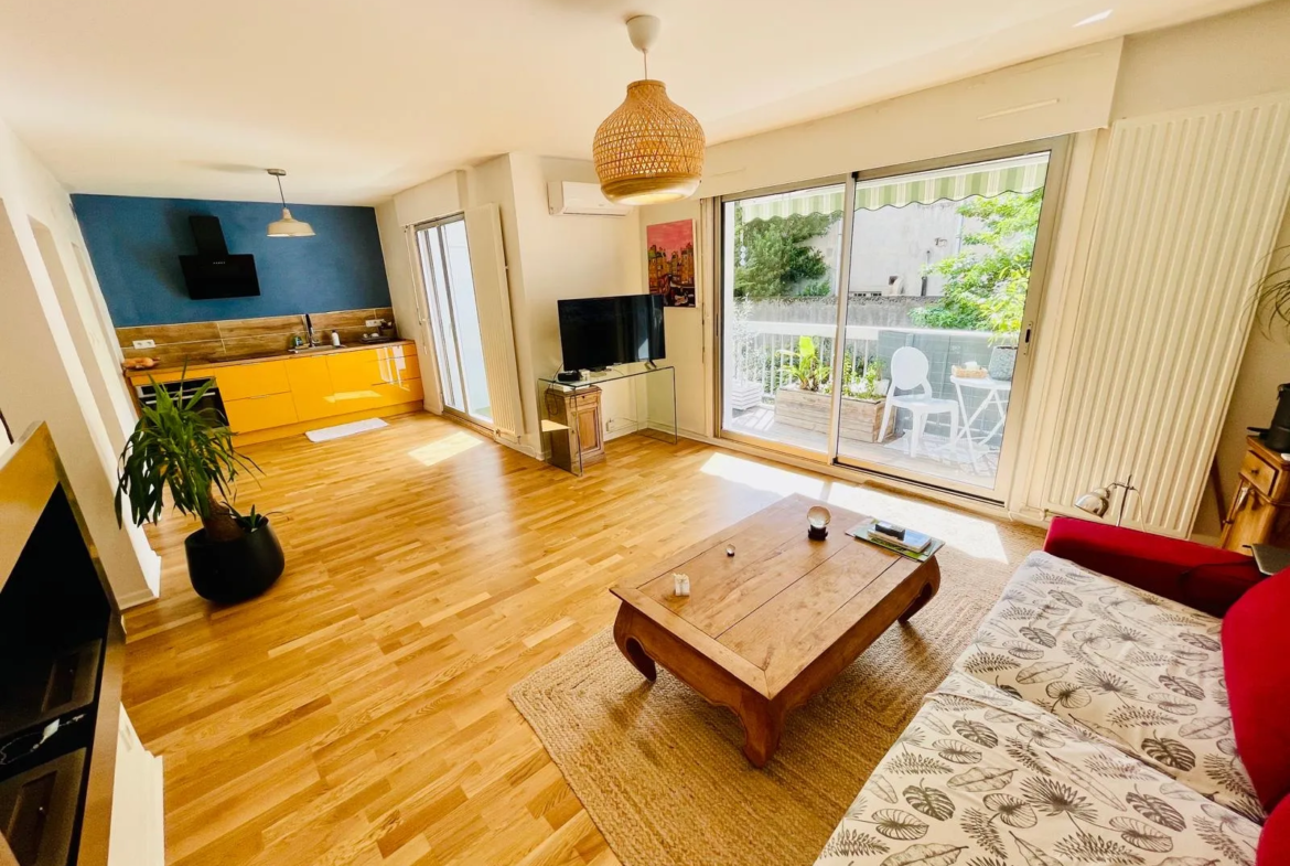 À vendre : Appartement T3 contemporain 75 m² à Grenoble 