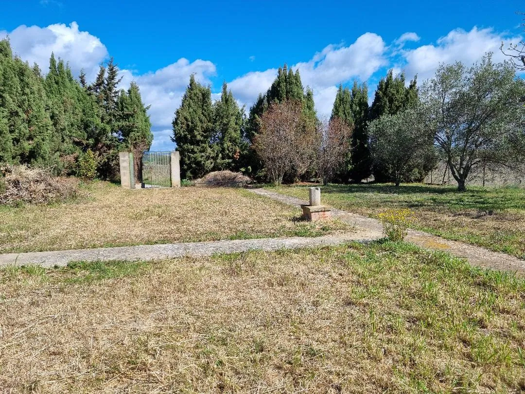 Superbe terrain à bâtir de 540 m² à Pouzol Minervois 