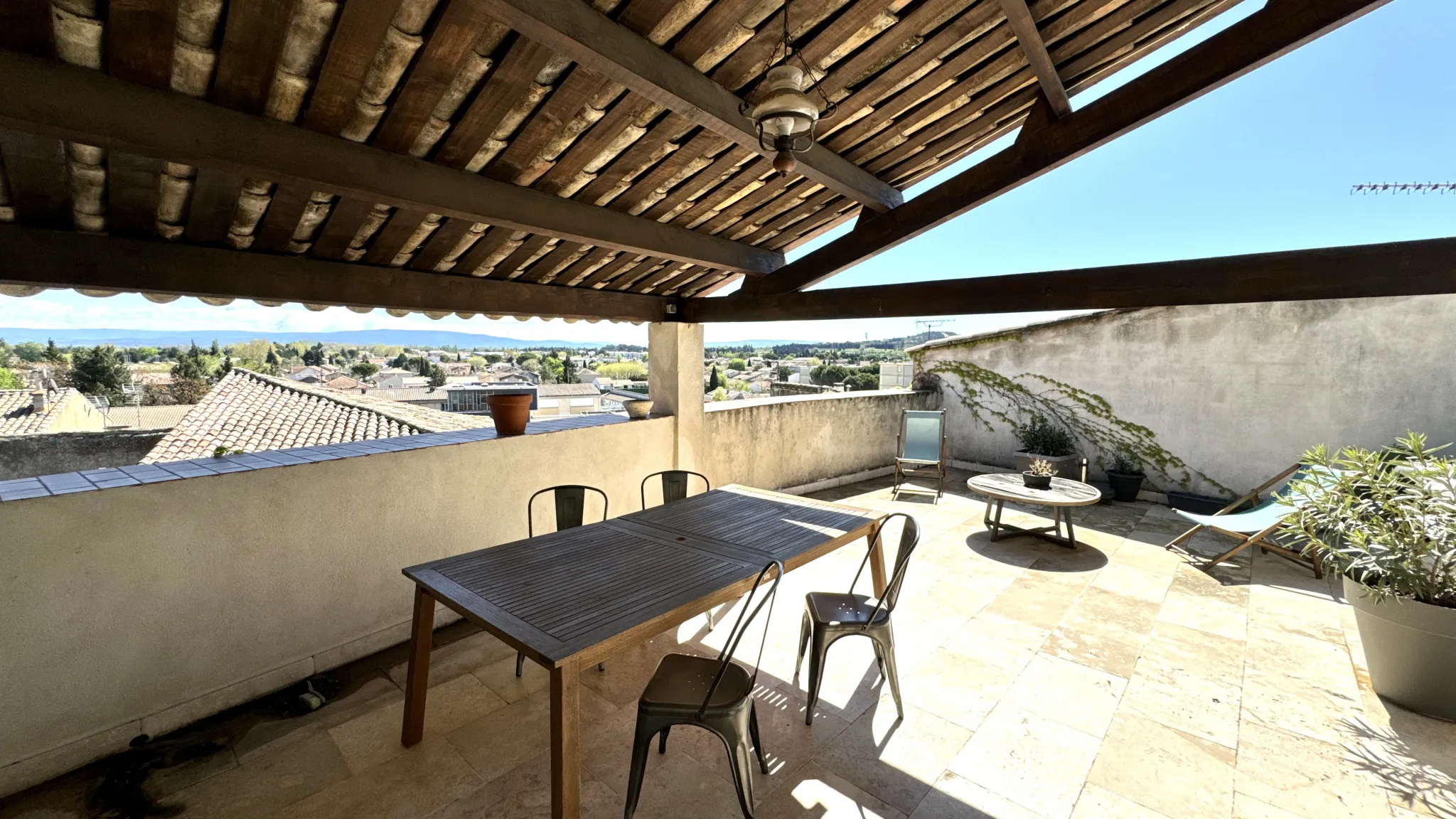 Maison de Village à Vedène - 130 m² avec Terrasse 