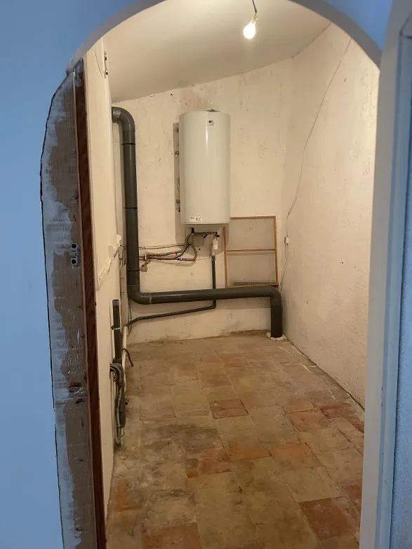 Maison de village à vendre à Tourouzelle pour 57 500 € HAI 