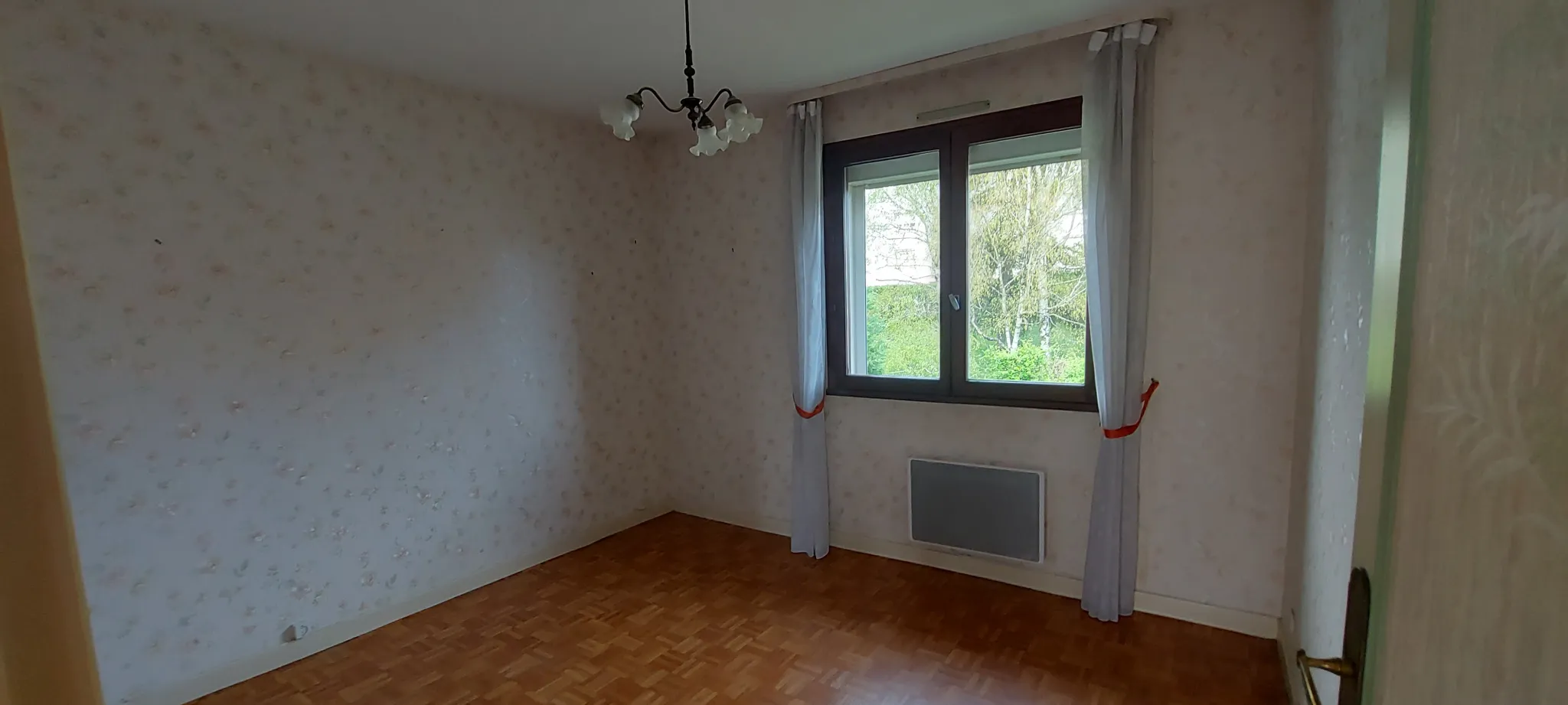 À vendre : Maison lumineuse de 120 m² à Pont-Évêque 