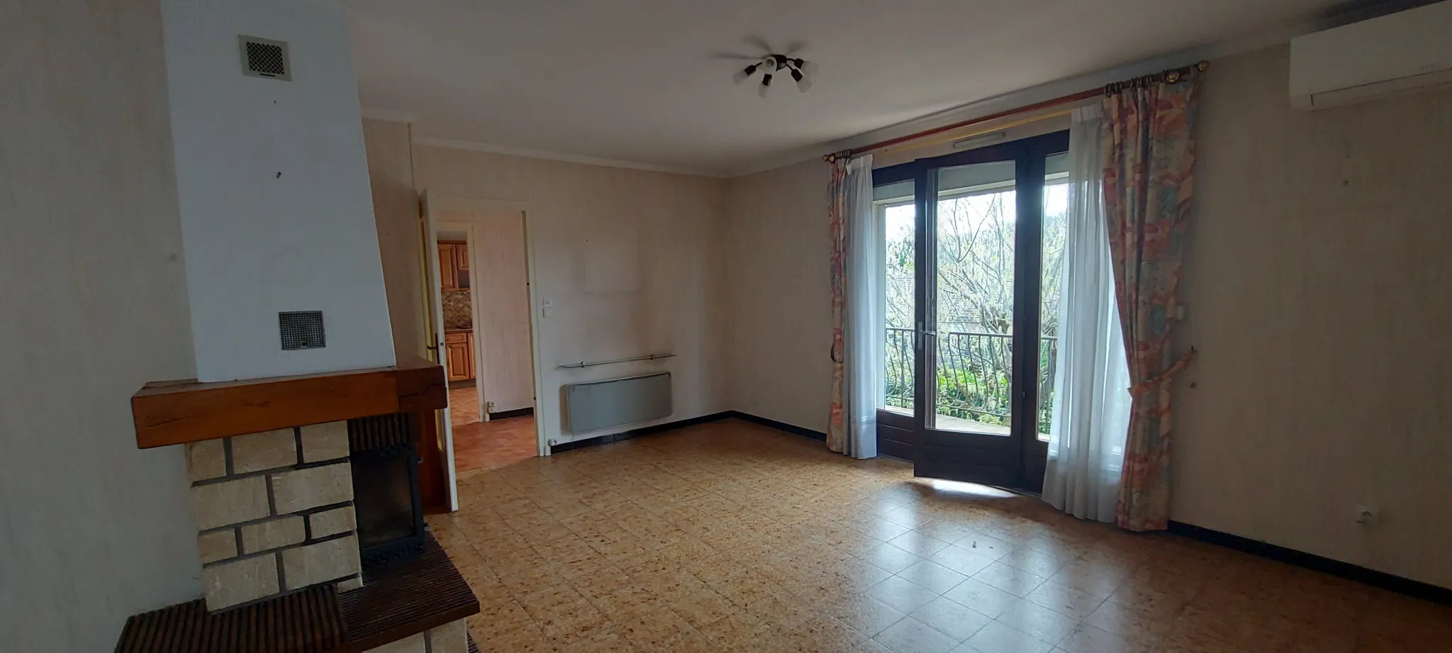 À vendre : Maison lumineuse de 120 m² à Pont-Évêque 