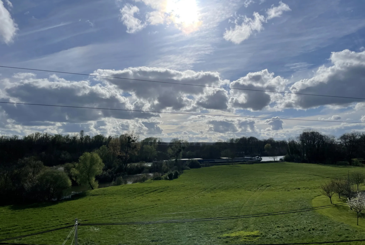 Maison familiale avec vue sur la Seine à Amfreville sous les Monts 