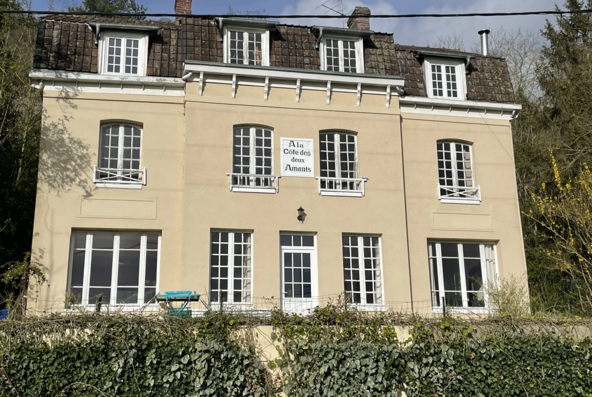 Maison familiale avec vue sur la Seine à Amfreville sous les Monts 