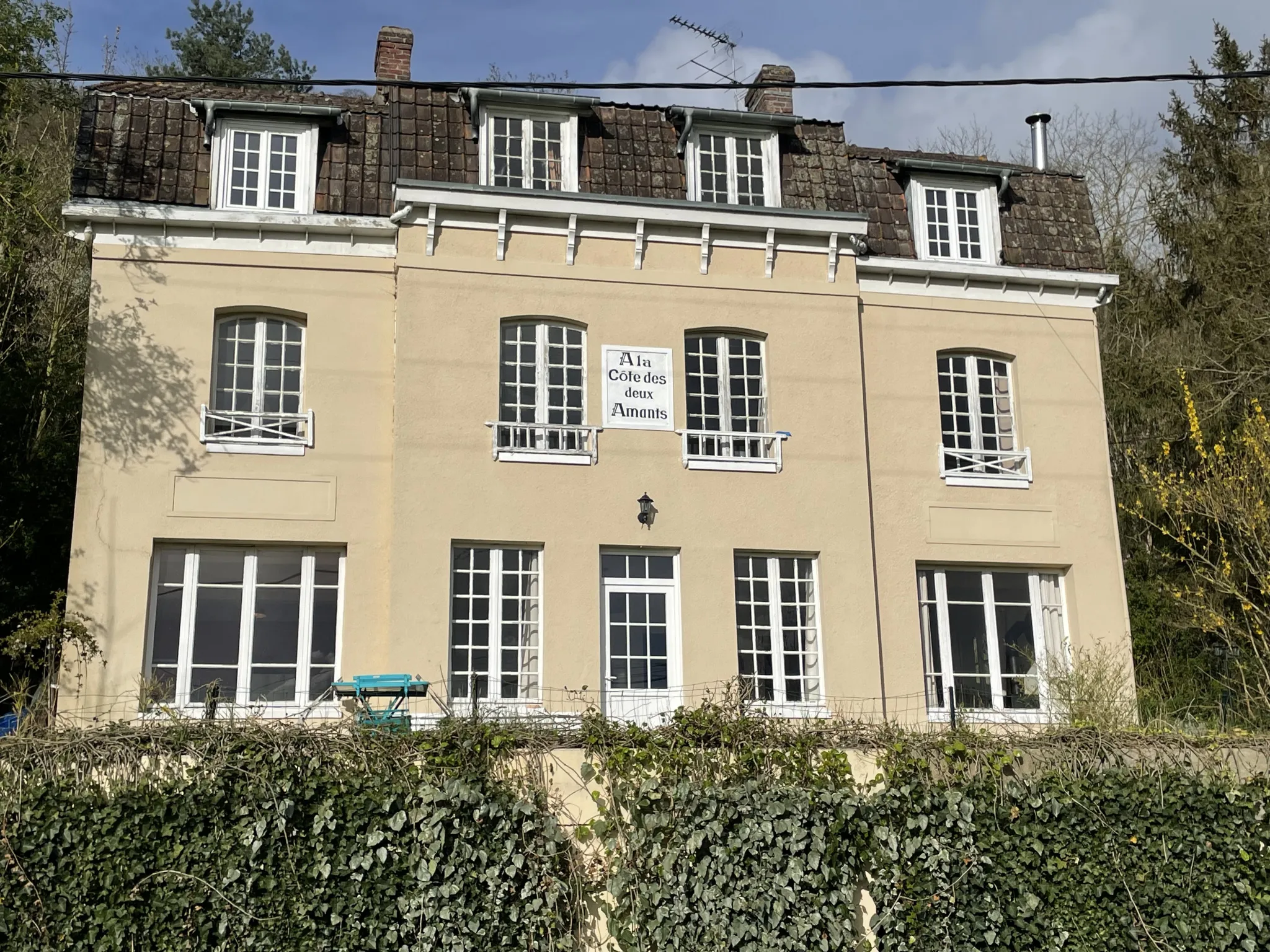 Maison familiale avec vue sur la Seine à Amfreville sous les Monts 