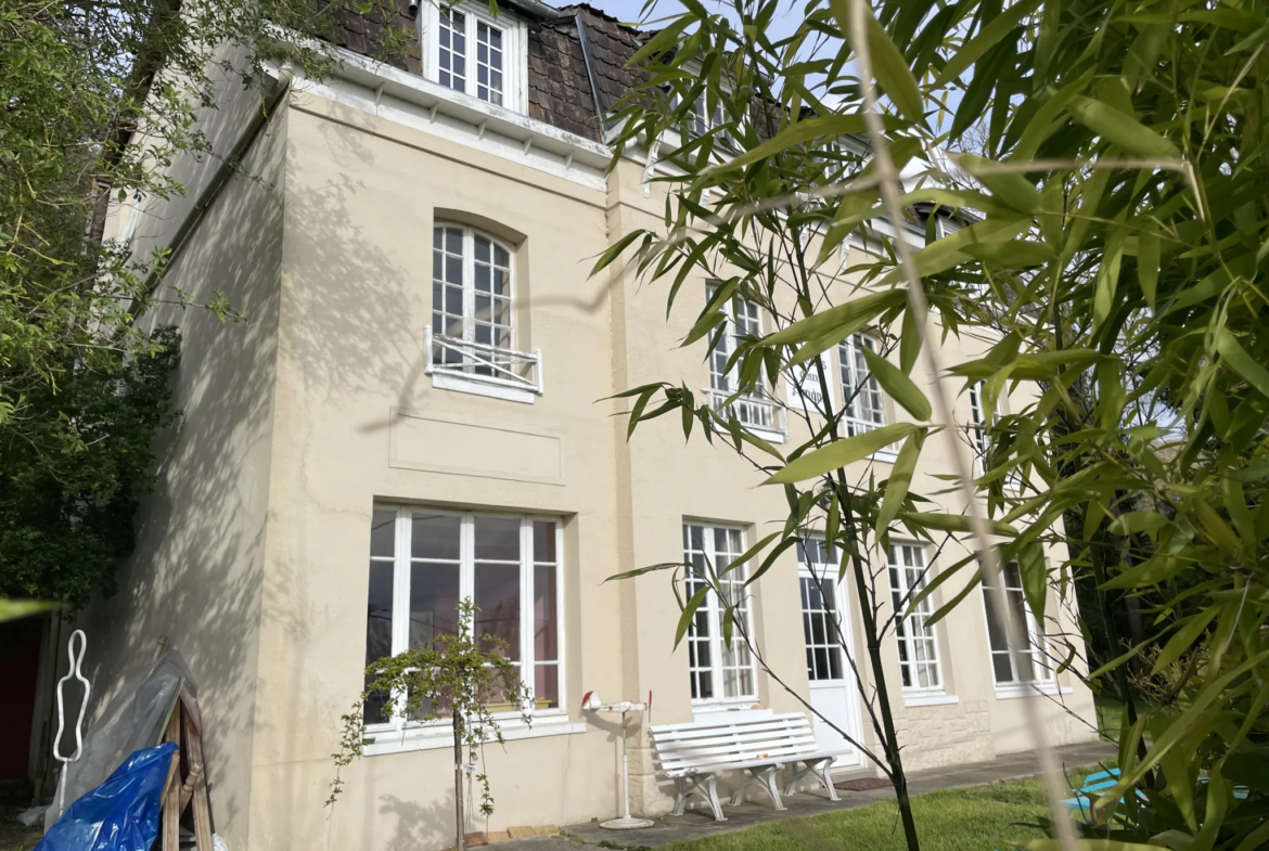 Maison familiale avec vue sur la Seine à Amfreville sous les Monts 