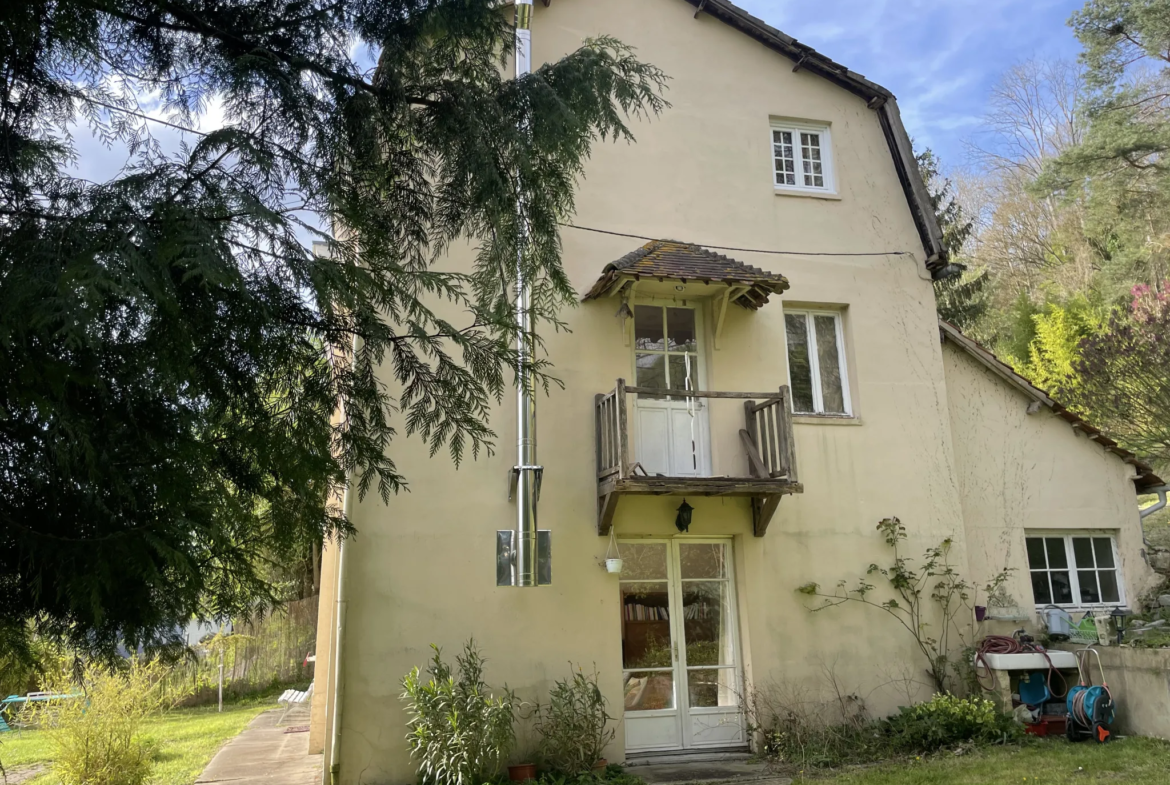 Maison familiale avec vue sur la Seine à Amfreville sous les Monts 