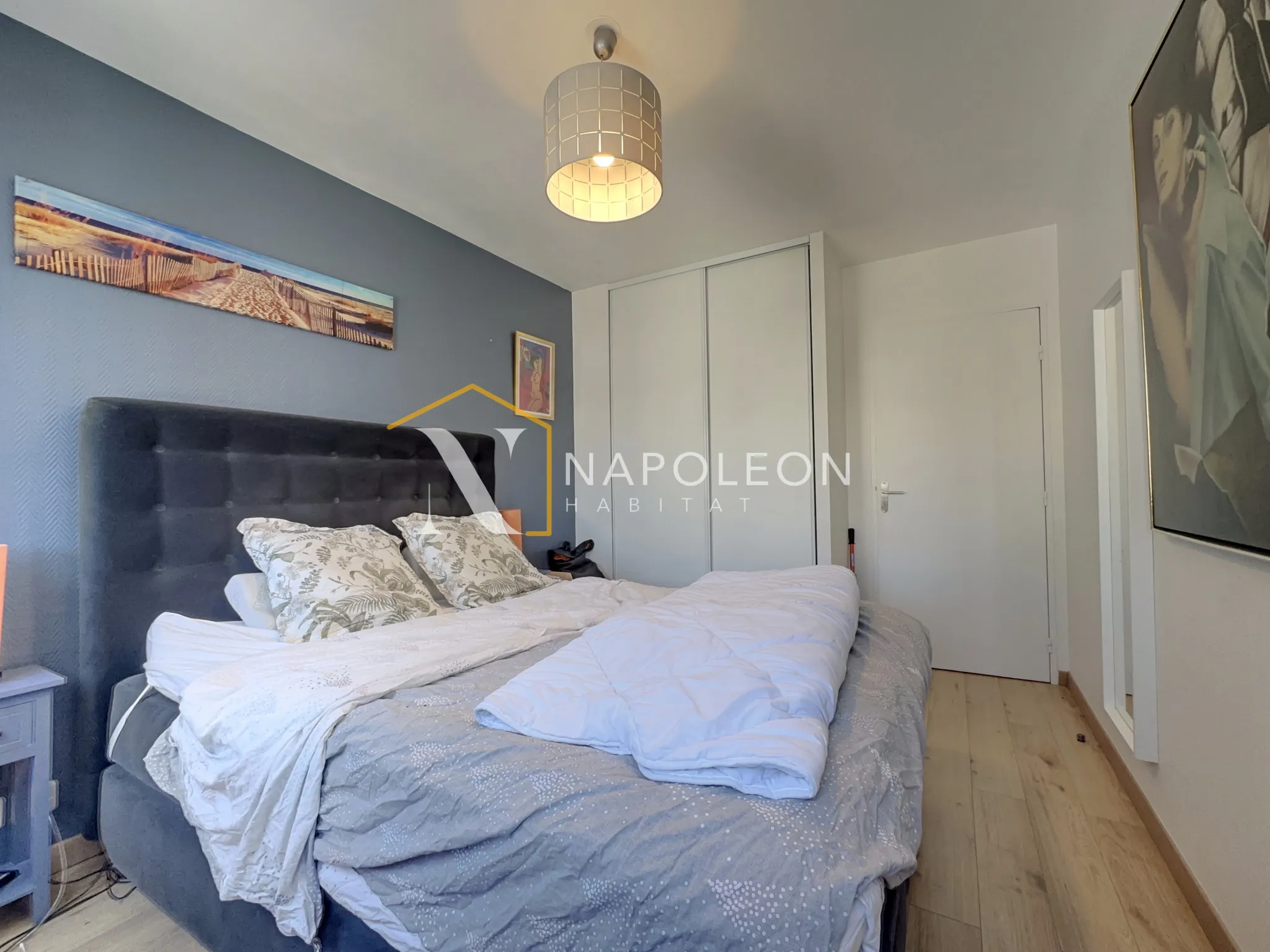 Appartement T3 rénové avec balcon et garage à Lille 