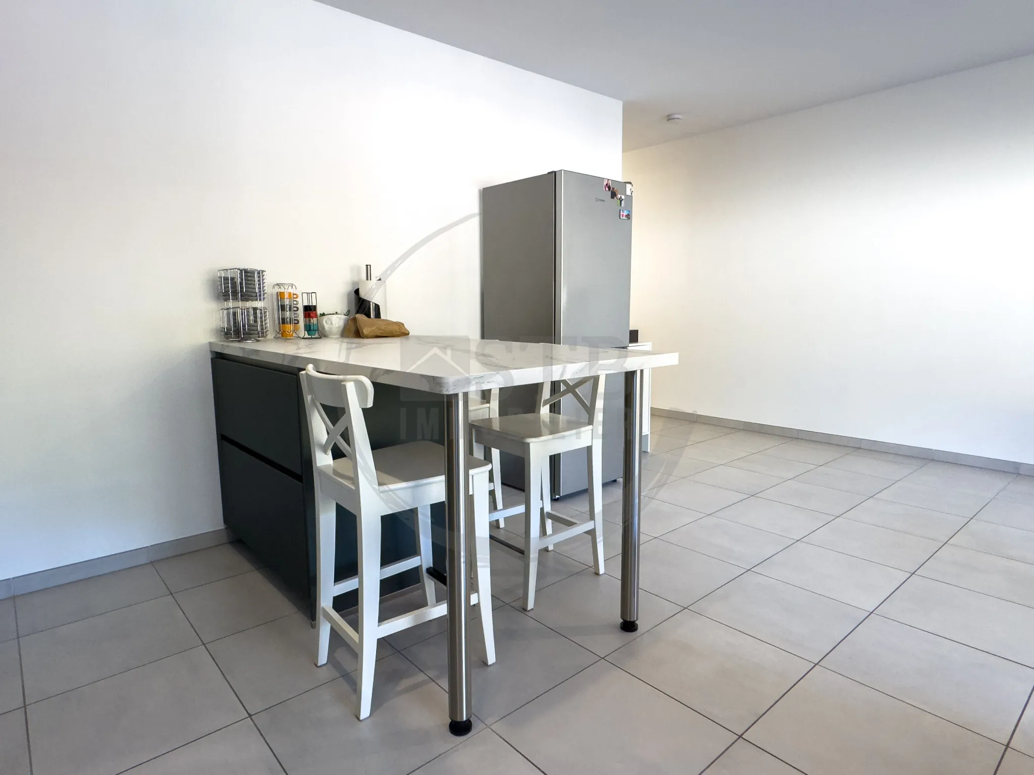 Appartement Meublé de 71m2 avec Garage à Le Pouzin 