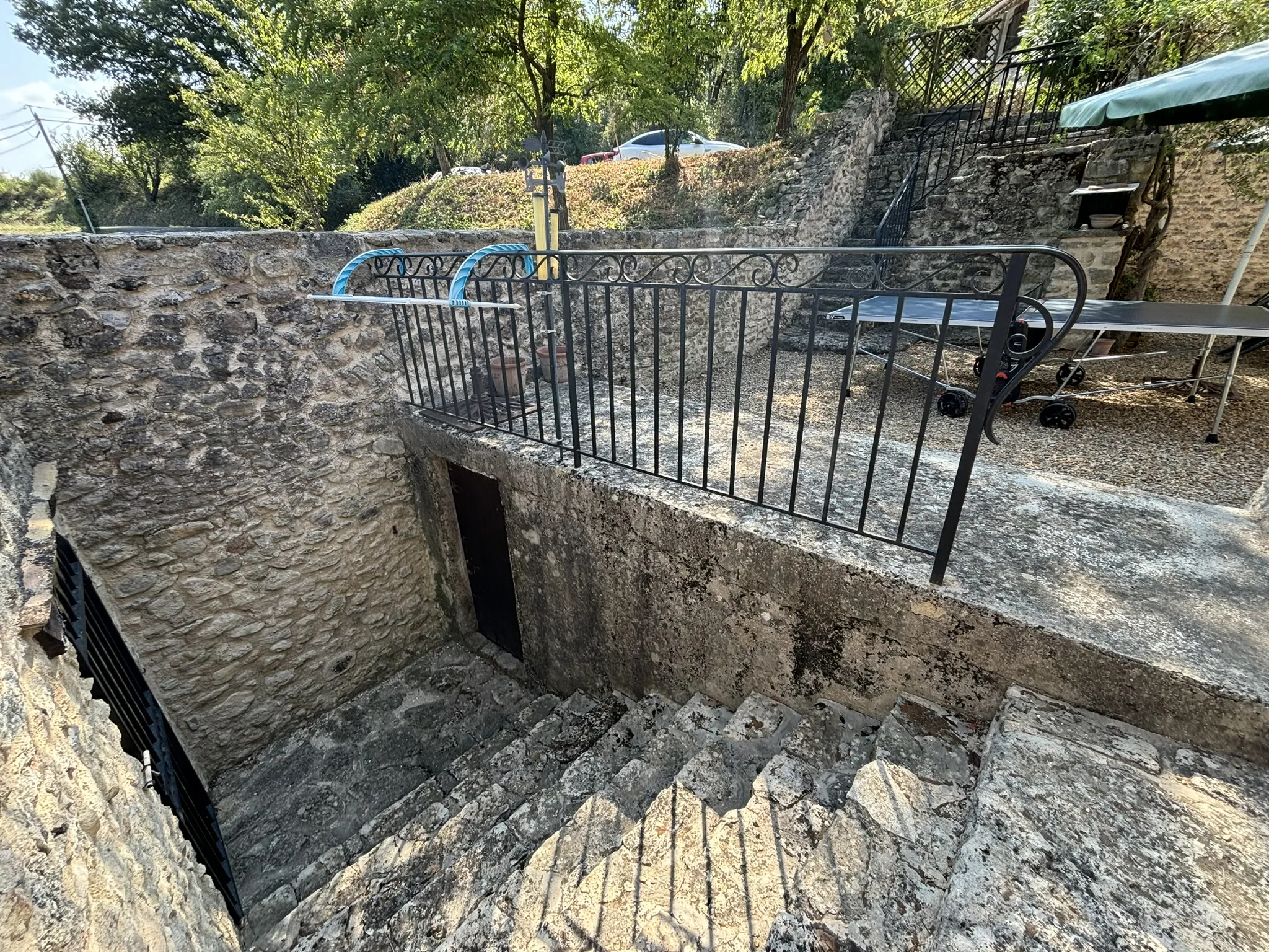 Maison de campagne avec possibilité de 2 logements à Crestet 