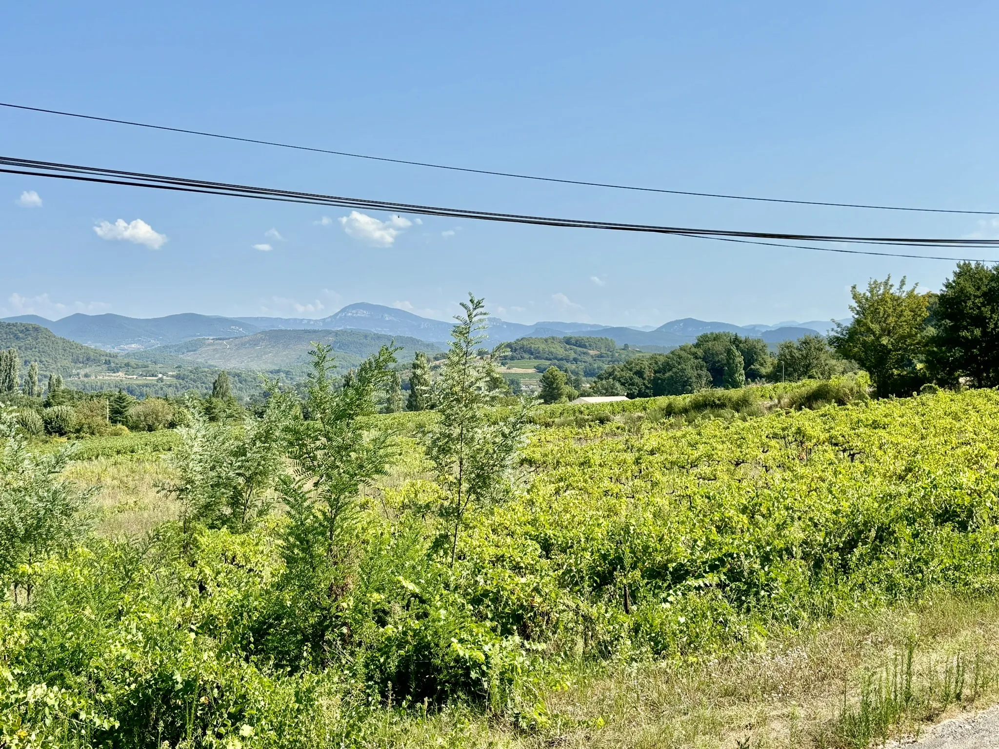 Maison de campagne avec possibilité de 2 logements à Crestet 