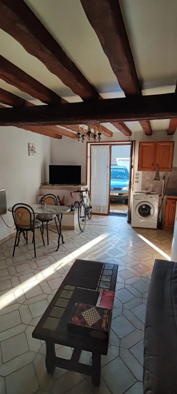 Charmante maison en pierres à Dourdan, 41 m², idéale premier achat 