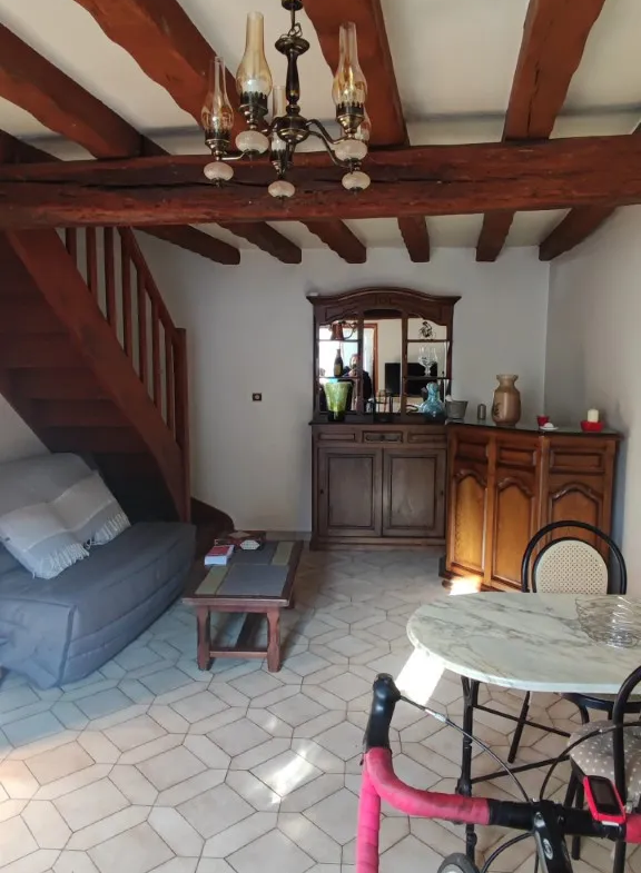 Charmante maison en pierres à Dourdan, 41 m², idéale premier achat 