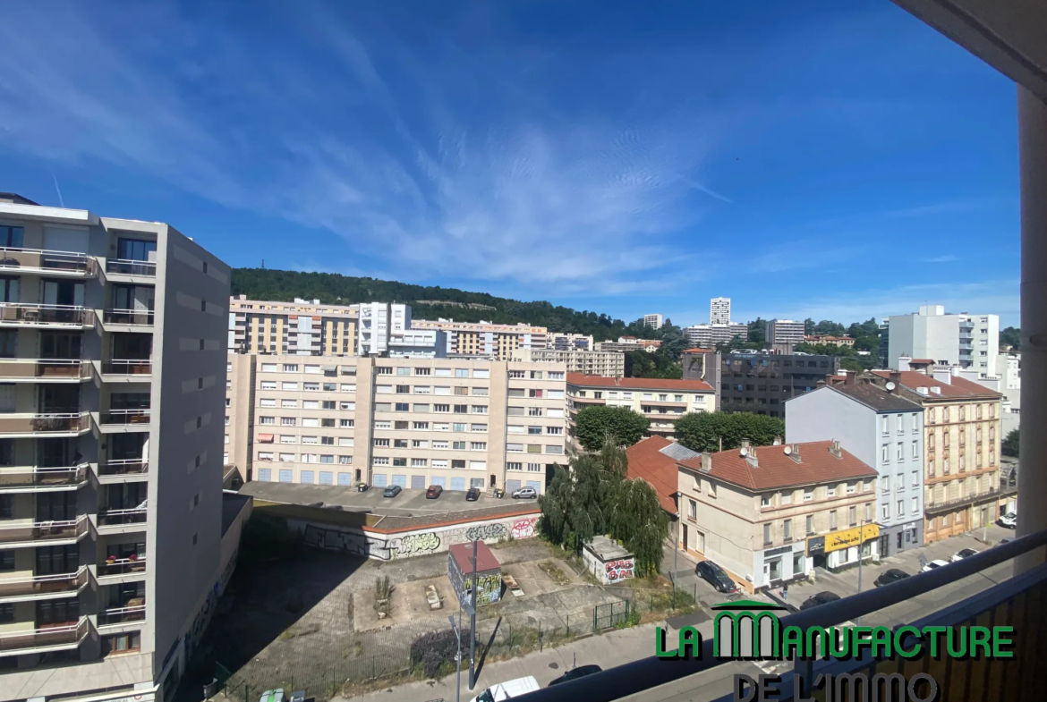 À vendre : Appartement F3 traversant avec Balcons à Saint-Étienne 