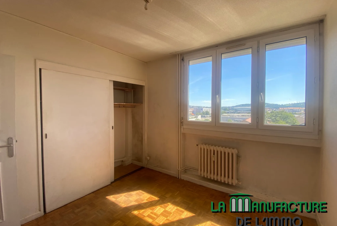 À vendre : Appartement F3 traversant avec Balcons à Saint-Étienne 