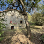 Maison de campagne à rénover à Cours la Ville