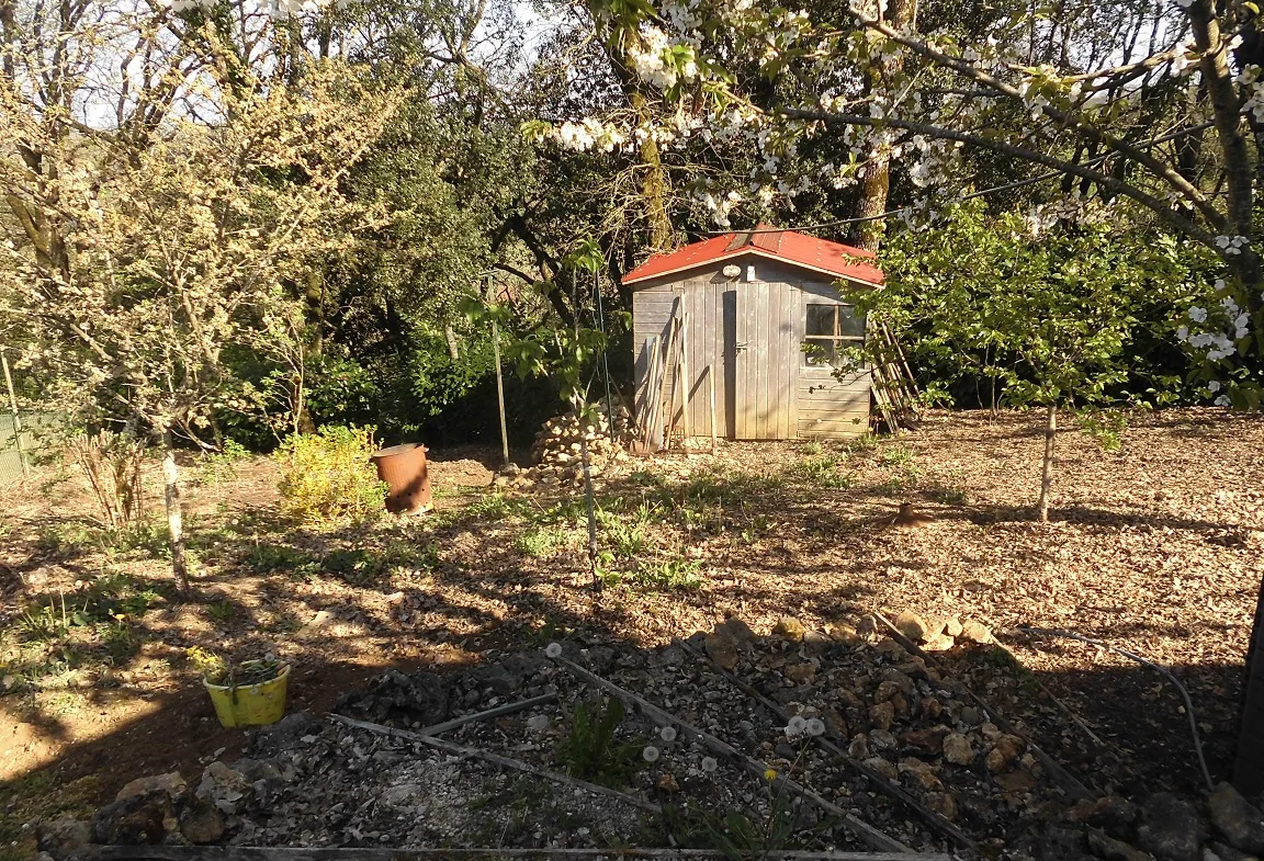 Maison à vendre à Salignac Eyvignes avec 3 chambres et jardin 